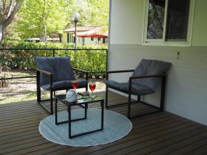 Mobile Home with Private Veranda in Tuscany