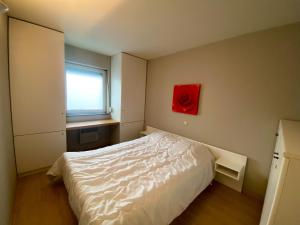 Two-Bedroom Nieuwpoort-Bad Apartment