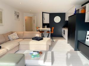 Two-Bedroom Nieuwpoort-Bad Apartment