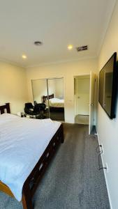 Greenpoint Luxury Residence