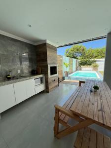 Apartamento com vista para piscina