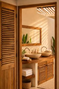 2BR Thatched Pool Villa in Canggu by Nusa Havens