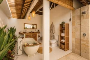 2BR Thatched Pool Villa in Canggu by Nusa Havens