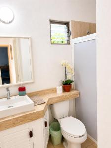 Hermoso apartamento en Manzanillo con alberca y cancha de tenis, Ideal para relajarse y disfrutar de una escapada tranquila en el paraíso tropical