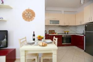 Seascape Apartments