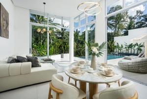 Ultra-Luxury 2-BDR Private Retreat Near Ubud