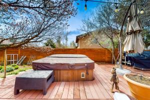Crown Mountain Retreat