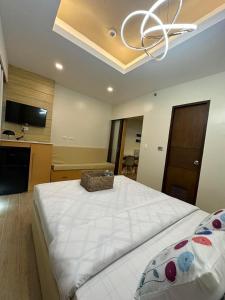 Lafayette Park Square Condominium