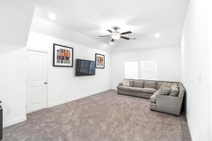 Upscale 5BR Katy Home with Space and Style!