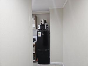 Central studio near Santa Ana subway and historic