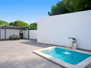 Apartamento con piscina privada Barbacoa y jardin en plena Naturaleza