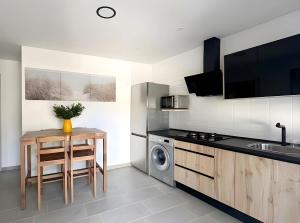 Apartamento con piscina privada Barbacoa y jardin en plena Naturaleza