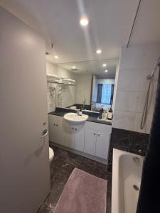 Excellent location,Darling Harbour