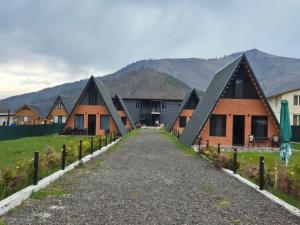 Emerald Cottages