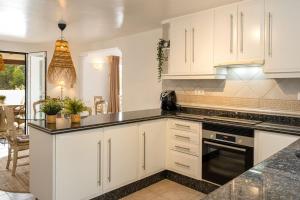 Villa Naranja by Moraira Holiday Homes