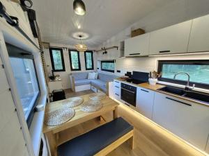 Tiny House Scarlet