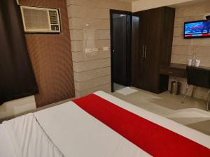 SHELTER HOTEL