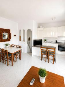 Family Maisonette with pool #5