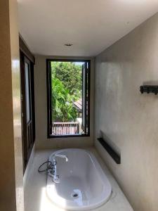 Sea view apartment