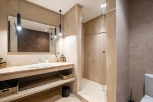 Peaceful haven in Gueliz with terrace and swimming pool