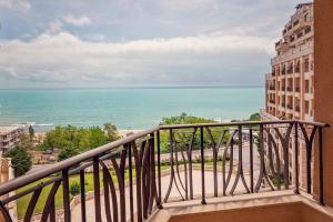 Sea View and Free Parking Kabakum Residence by ApartMAX