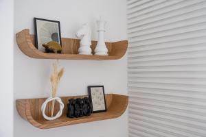 Bright & Cozy Almada Apartment - Central Porto