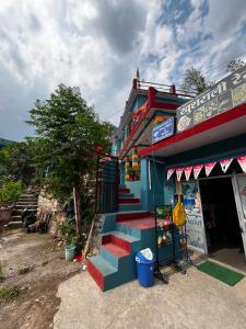Khushraali hotel and restaurant