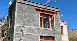 Stakri guest house and camping