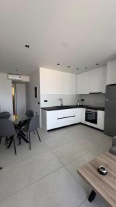 Eirini Apartments