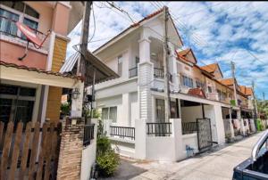 Sababa House 4 Bedrooms, near Chabad and Beach