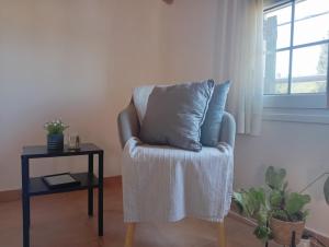 Cosy Loft Apartment, Argyrades