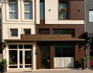 Smart and Simple Hotel Karakoy