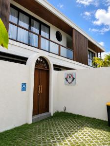 Luxury 3BR Tropical Villa Private Pool Bathtub Canggu