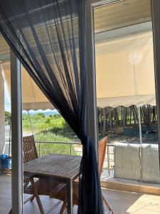 Deni Lalzi Bay Rooms