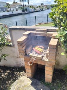 Maison au bord de leau