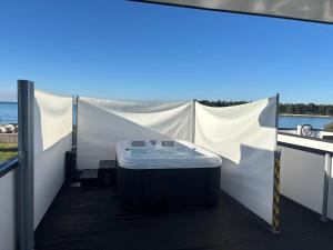 Novigrad Sea-House Heroina - Hausboot