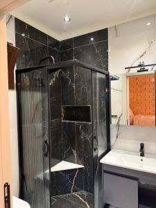 بيوت رفال Refal Homes