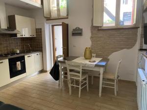 trastevere il vicolo di rina b&b