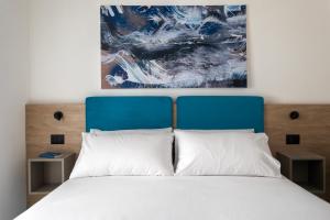 Serenea Suites & Apartments