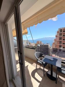 Yllis Apartments