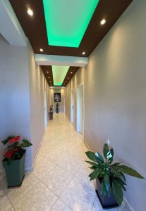 Yllis Apartments
