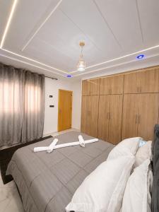 App Calme & Élégance avec Terrasse privée à Oujdaa
