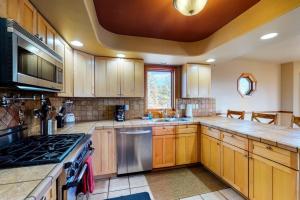 Cedar Ridge Cabin
