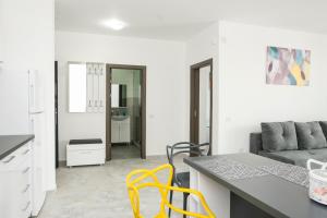 Summer Crib Mamaia-Sat