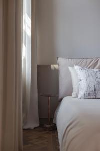 Boutique studio with Balcony