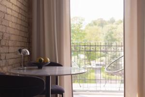 Boutique studio with Balcony