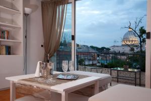 Ludovica Apartment, Apartments - Rome