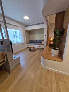 Apollonos 26 Luxury Suite