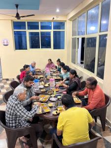 Badri Kedar Hotel And Restaurant