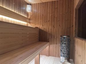 Dom Buczki - całoroczny dom z jacuzzi i sauną nad jeziorem Selmęt Wielki